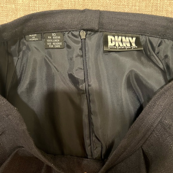 DKNY Size 10 Black Blazer with White Stripes and Size 10 Skirt - Picture 3 of 8